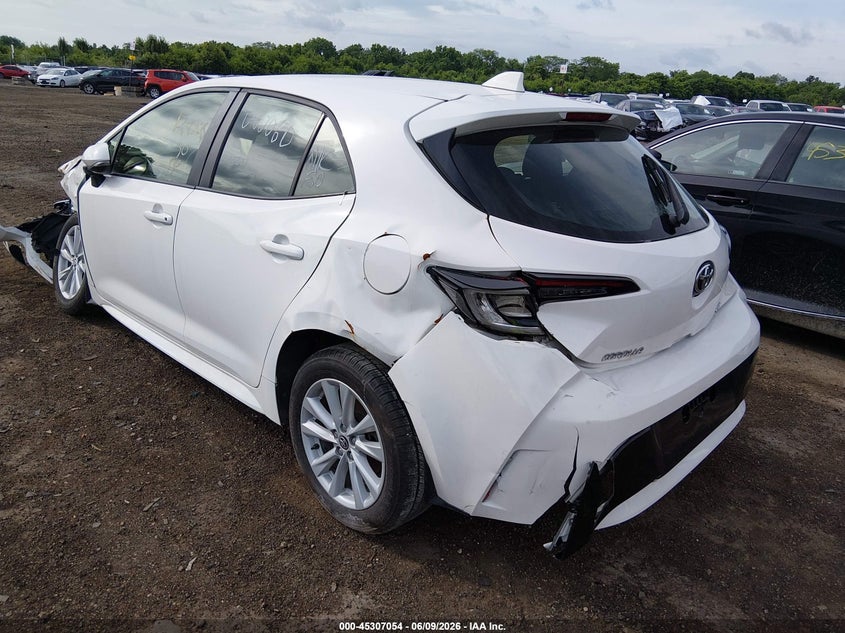 2024 TOYOTA COROLLA auction photo 3