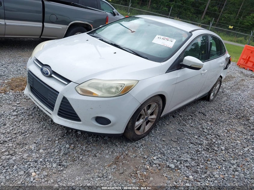 Vin: 1fadp3f25dl262582, lot: 45804941, ford focus se 20132