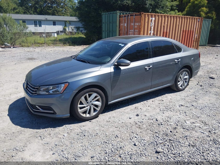 2018 Volkswagen Passat, Правий зад, IAAI, VIN 1VWBA7A36JC020239 — фото 2