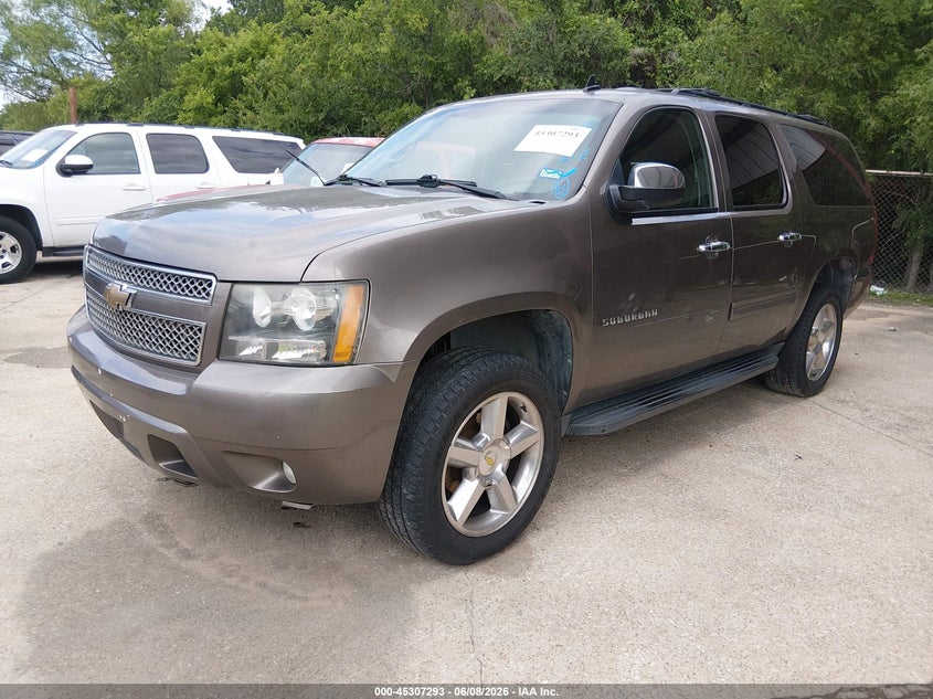 2011 Chevrolet Suburban 1500 Ls 1GNSKHE32BR392103 photo 1