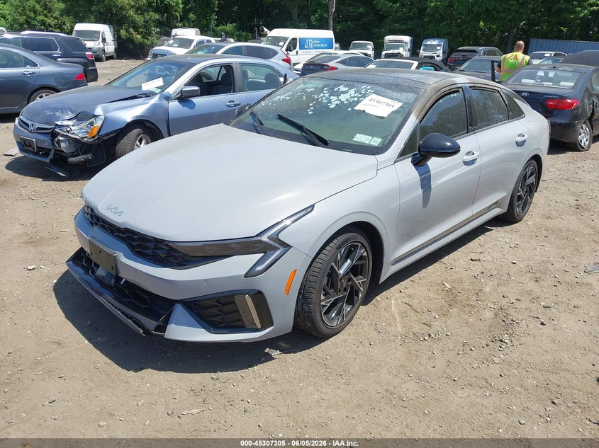 2025 KIA K5 auction photo 2