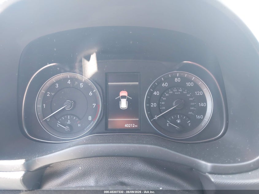 2023 HYUNDAI KONA auction photo 7