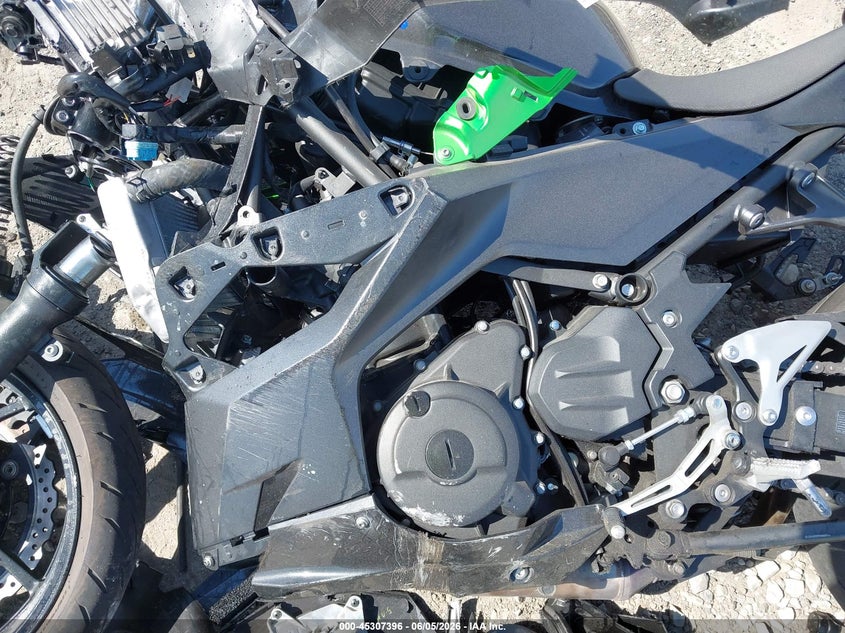 2023 Kawasaki Ex400 VIN: JKAEXKH18PDAP4101 Lot: 45307396