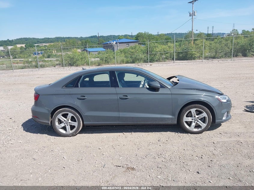 2017 Audi A3 Premium VIN: WAUAUHFF0H1052315 Lot: 45307415