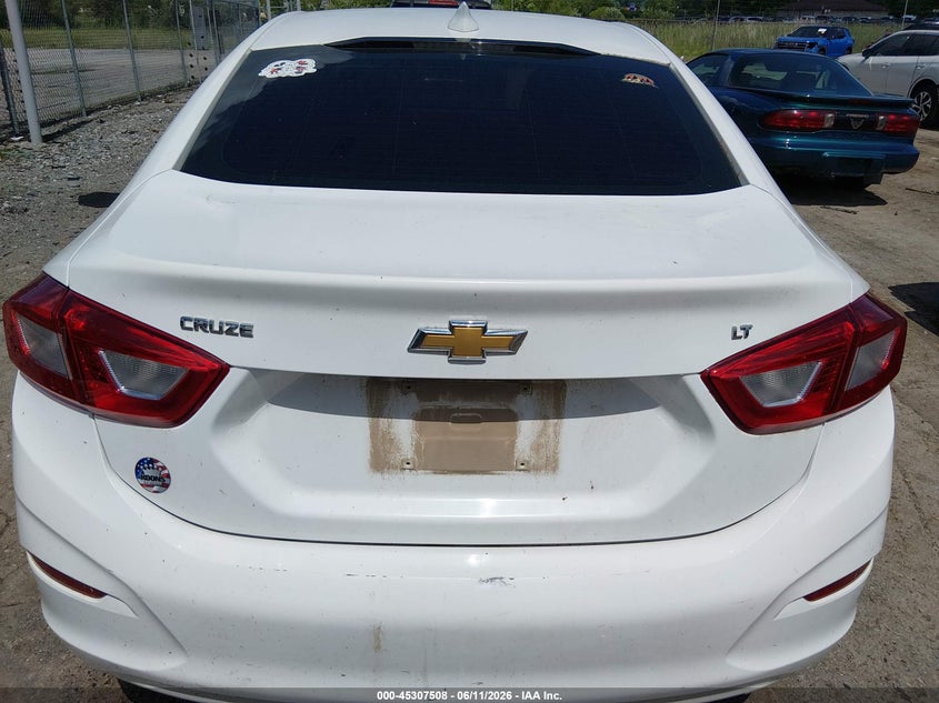 CHEVROLET CRUZE 2018 VIN 1G1BE5SM0J7113035
