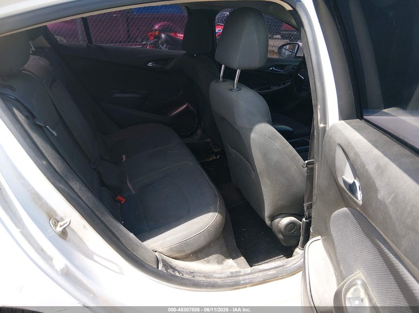 CHEVROLET CRUZE 2018 VIN 1G1BE5SM0J7113035