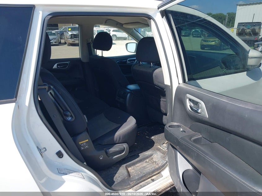 VIN 5N1DR2MN3JC616523 2018 NISSAN PATHFINDER SV