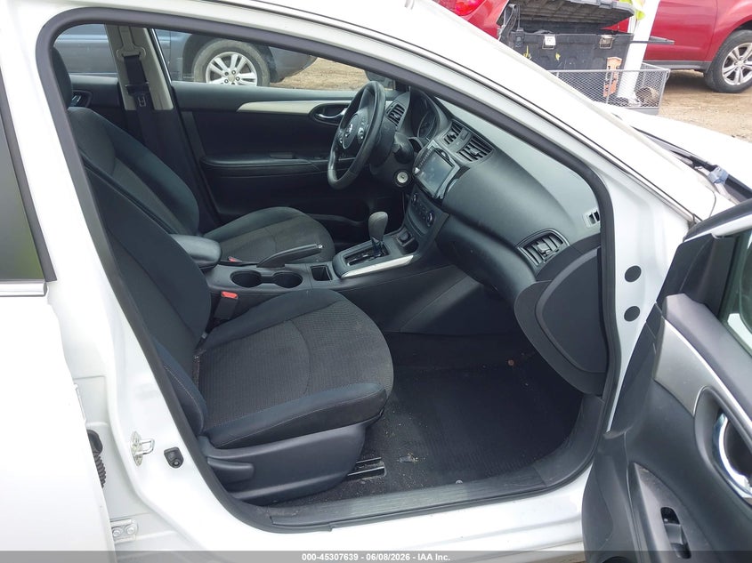 2019 NISSAN SENTRA auction photo 5