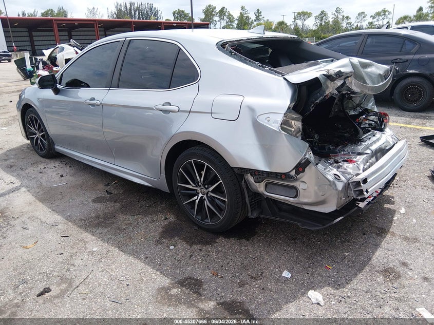 2022 TOYOTA CAMRY auction photo 3