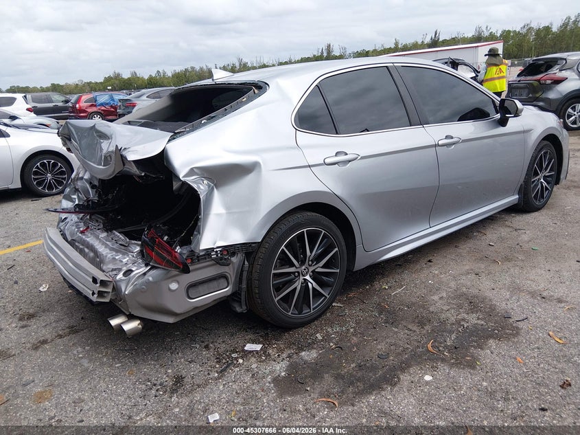 2022 TOYOTA CAMRY auction photo 4