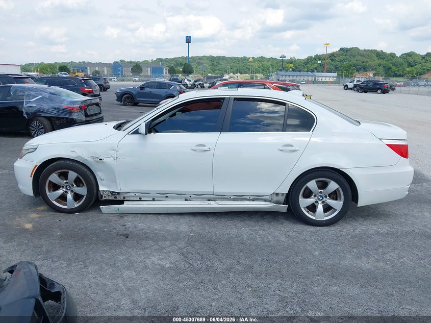 2008 BMW 528I VIN: WBANU53558CT11431 Lot: 45307689