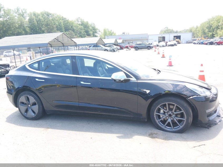 AtlanticExpress - Tesla Model 3