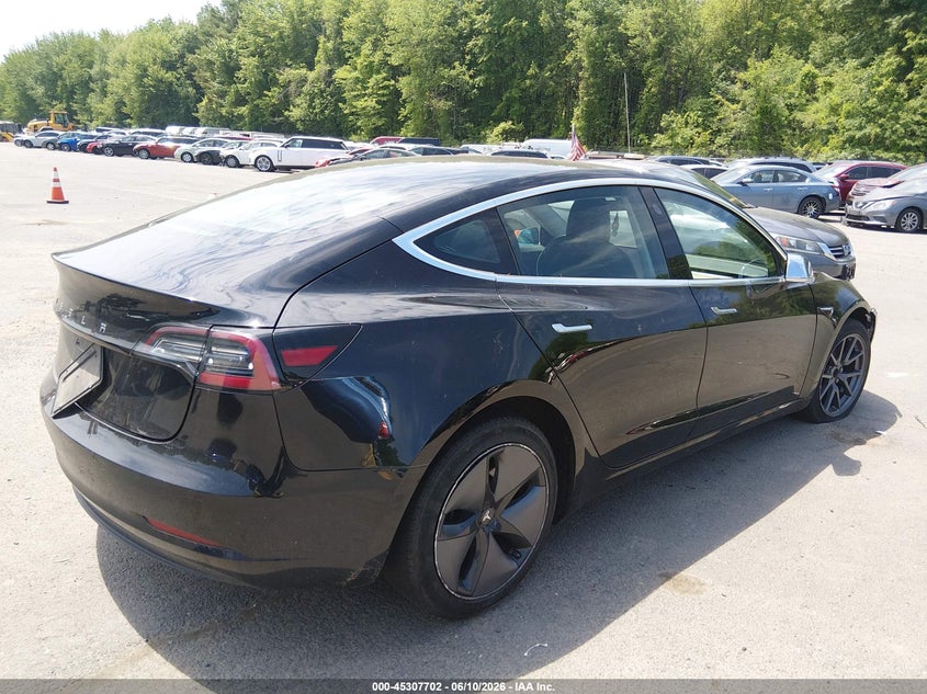 AtlanticExpress - Tesla Model 3
