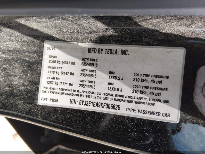 AtlanticExpress - Tesla Model 3
