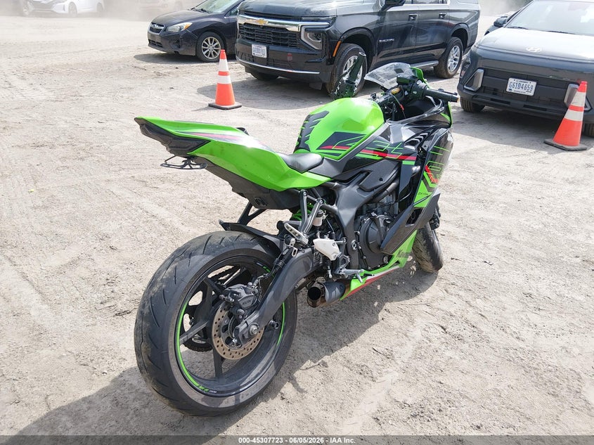 2024 KAWASAKI ZX400 auction photo 4