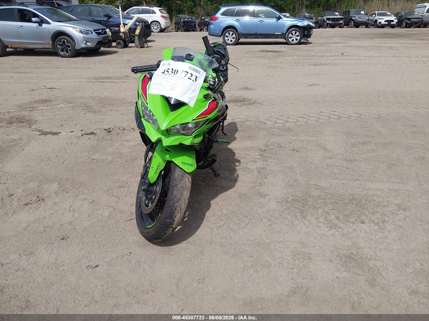 2024 KAWASAKI ZX400 auction photo 5