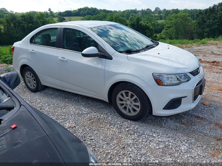 Vin: 1g1jd5sh4h4130577, lot: 45805614, chevrolet sonic lt auto 2017 img_1
