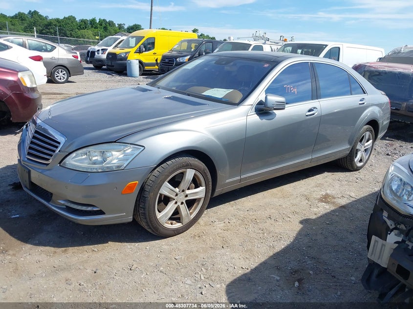Vin: wddng9eb3da501387, lot: 45805619, mercedes-benz s 550 4matic 20132