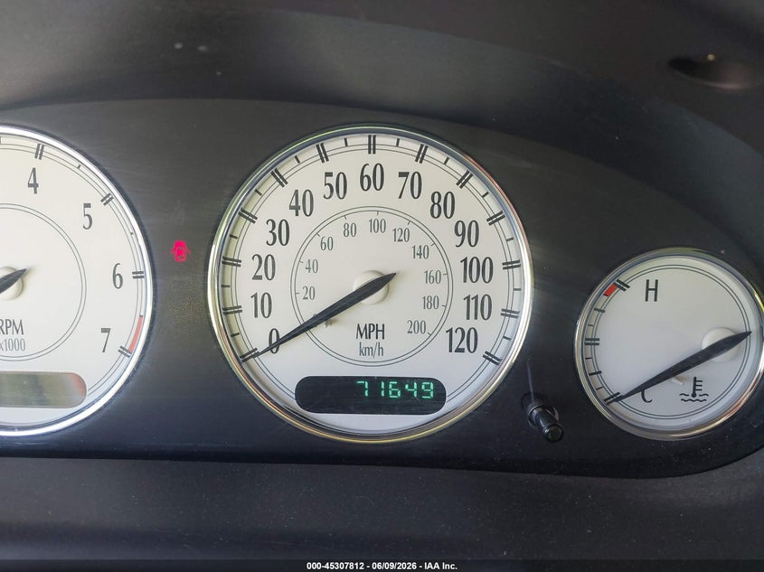 1999 Chrysler 300M VIN: 2C3HE66G5XH261677 Lot: 45307812