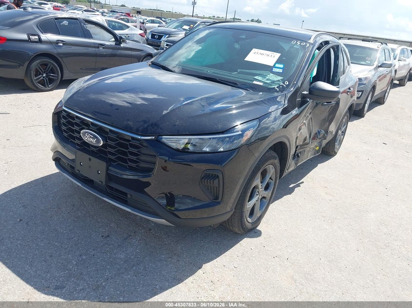 Vin: 1fmcu9mn4sua10503, lot: 45805718, ford escape st-line 20252