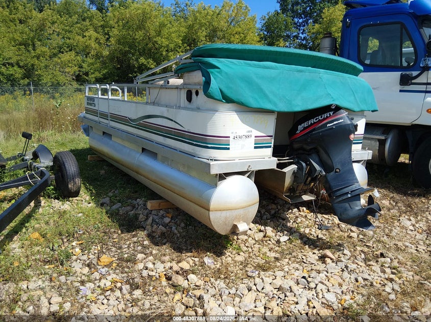 2001 BENNINGTON PONTOON 18' auction photo 3