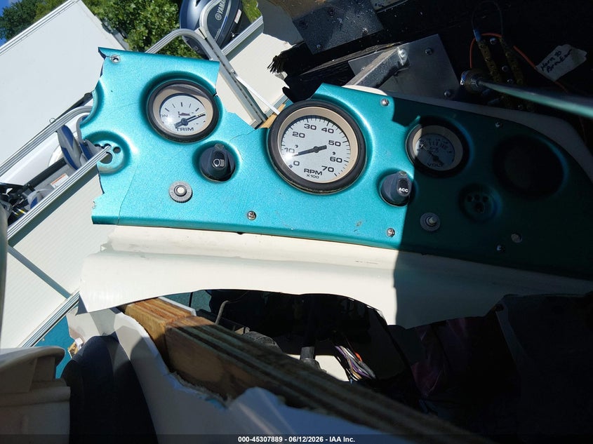2001 BENNINGTON PONTOON 18' auction photo 7