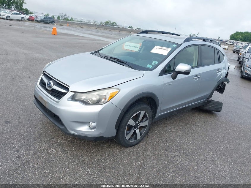 2014 SUBARU XV CROSSTREK HYBRID auction photo 2