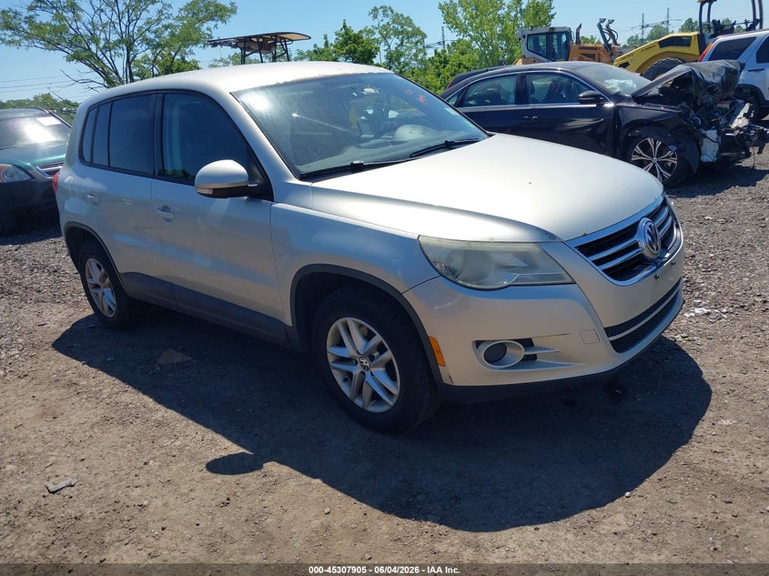 Vin: wvgav7ax8bw552383, lot: 45805790, volkswagen tiguan s 2011 img_1