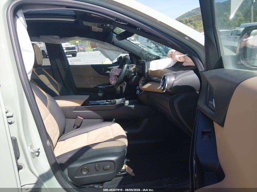 2026 CHEVROLET EQUINOX 1.5L I-4 DI, DOHC, V(VIN: 3GNAXSEG9TL277102