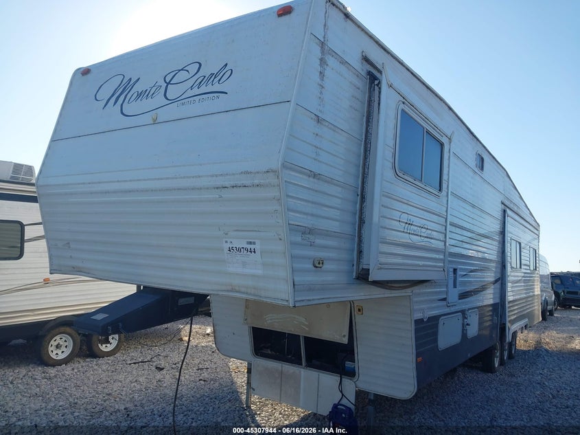 2012 RECREATION BY DESIGN 5TH WHEEL TRAVEL TRAILER auction photo 2