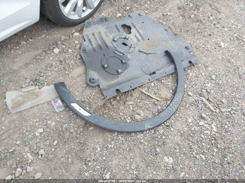 2024 Buick Envista Preferred Fwd VIN: KL47LAE21RB204257 Lot: 45307982