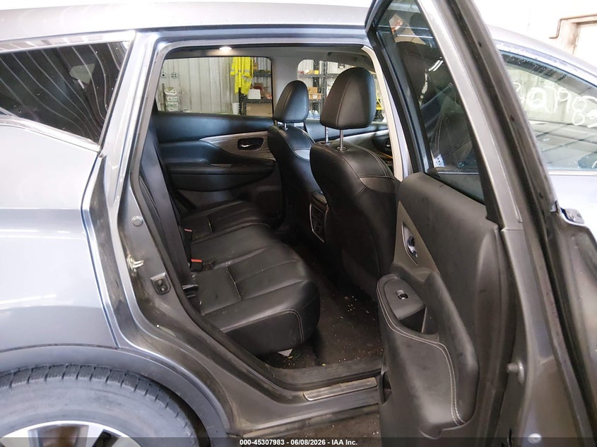 2017 NISSAN MURANO auction photo 8