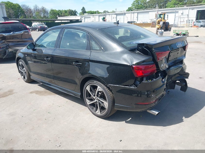 Vin: waubegffxla103792, lot: 45805895, audi a3 premium 45 tfsi s line quattro s tronic 20203