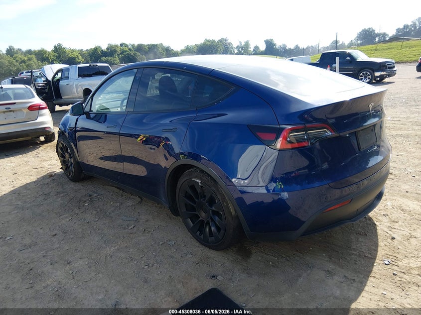 2021 TESLA MODEL Y auction photo 3