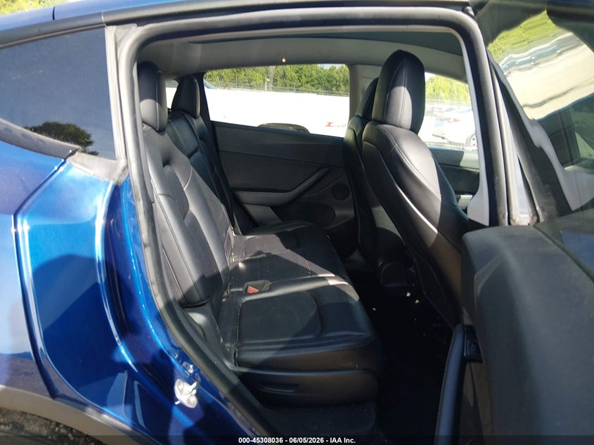 2021 TESLA MODEL Y auction photo 8