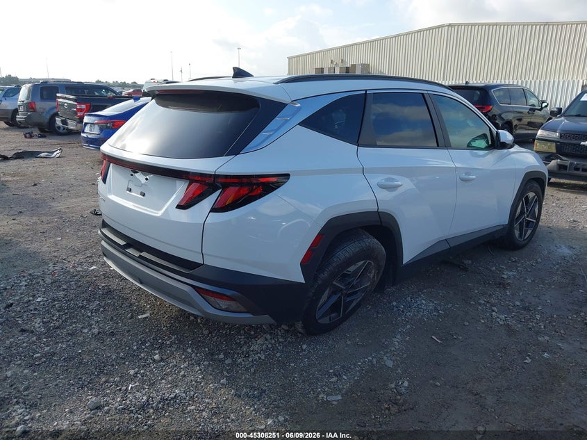 2025 HYUNDAI TUCSON auction photo 4