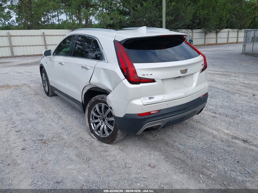 2019 CADILLAC XT4 auction photo 3