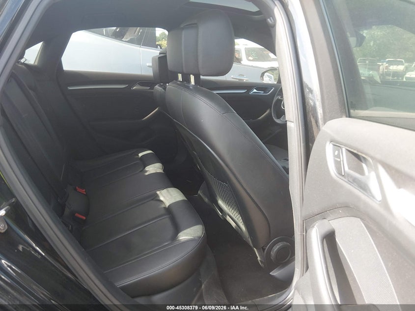 2016 AUDI A3 auction photo 8