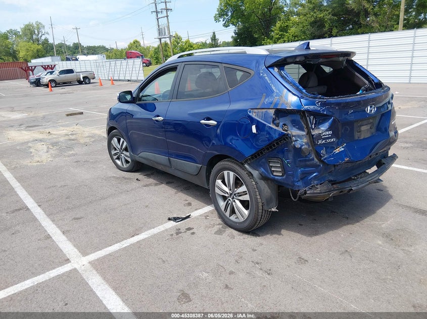 2015 HYUNDAI TUCSON auction photo 3