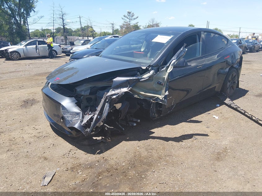Vin: 7saygded5rf186542, lot: 45806322, tesla model y long range single motor rear-wheel drive/rwd 20242