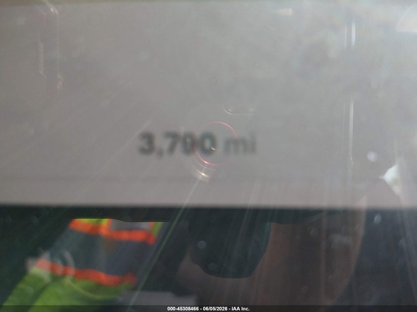 2026 TESLA MODEL Y ELECTRIC(VIN: 7SAYGDEE8TA405331