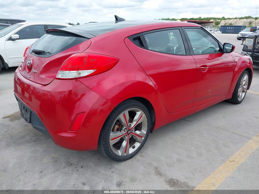 2016 HYUNDAI VELOSTER auction photo 4