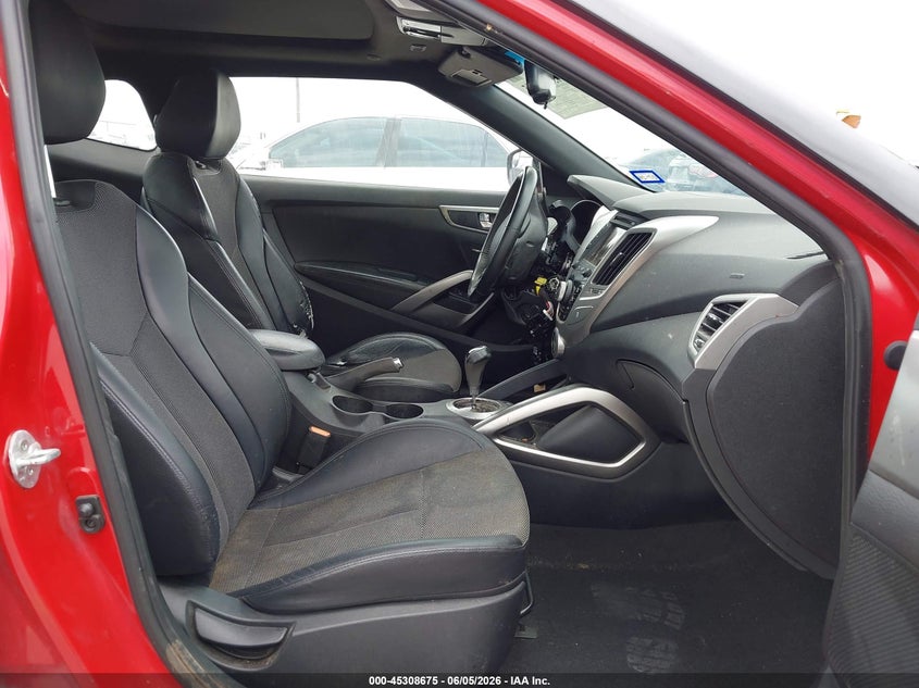 2016 HYUNDAI VELOSTER auction photo 5