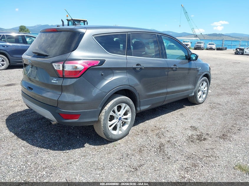 2017 FORD ESCAPE auction photo 4