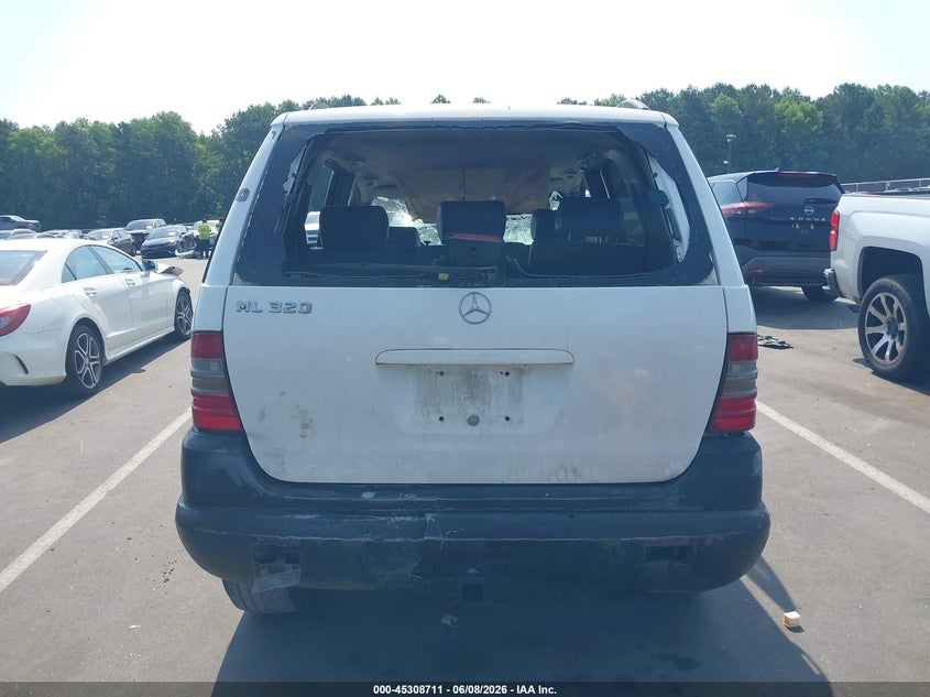 1998 Mercedes-Benz Ml 320 Classic VIN: 4JGAB54E0WA018949 Lot: 45308711