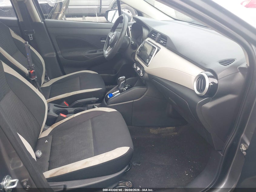 2021 NISSAN VERSA auction photo 5