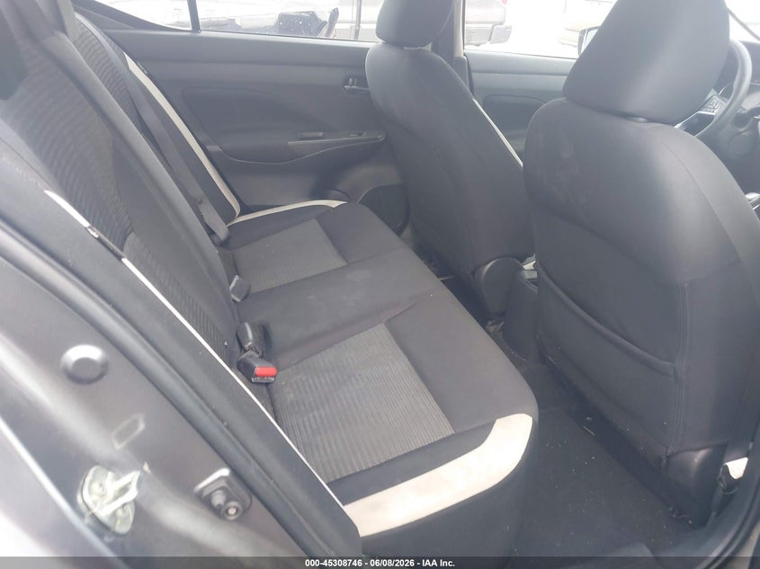 2021 NISSAN VERSA auction photo 8