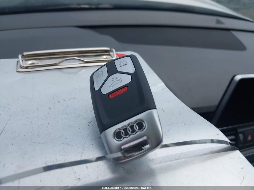 2020 Audi Q5 Premium 55 Tfsi E Quattro S Tronic VIN: WA1G2AFY0L2056373 Lot: 45308817