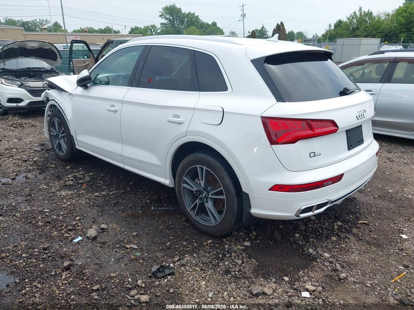 Vin: wa1g2afy0l2056373, lot: 45806702, audi q5 premium 55 tfsi e quattro s tronic 20203