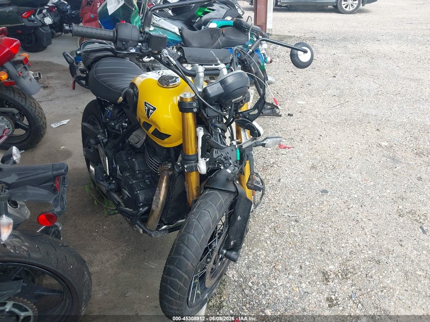 2026 Triumph Motorcycle Scrambler